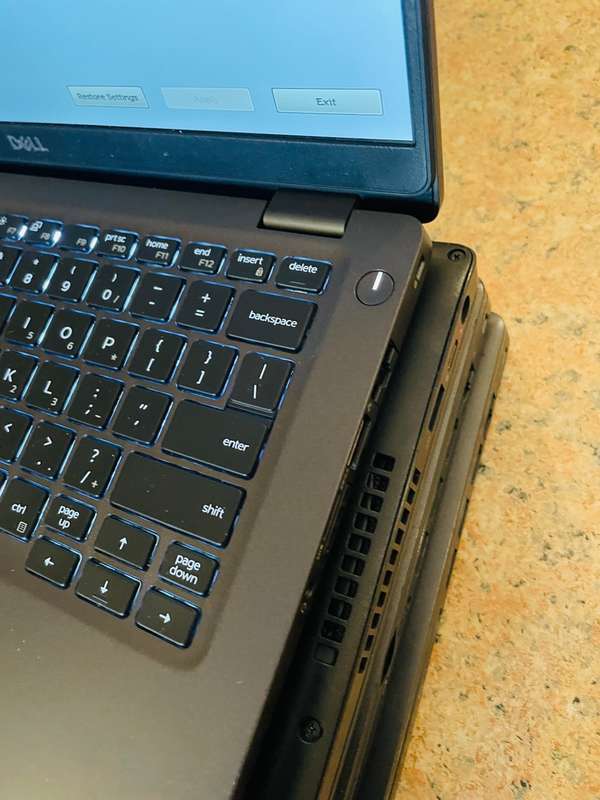 Dell Latitude 5400 14-inch QuadCore i5-8665U 16GB RAM 512GB SSD Windows 11 Pro Office 2021