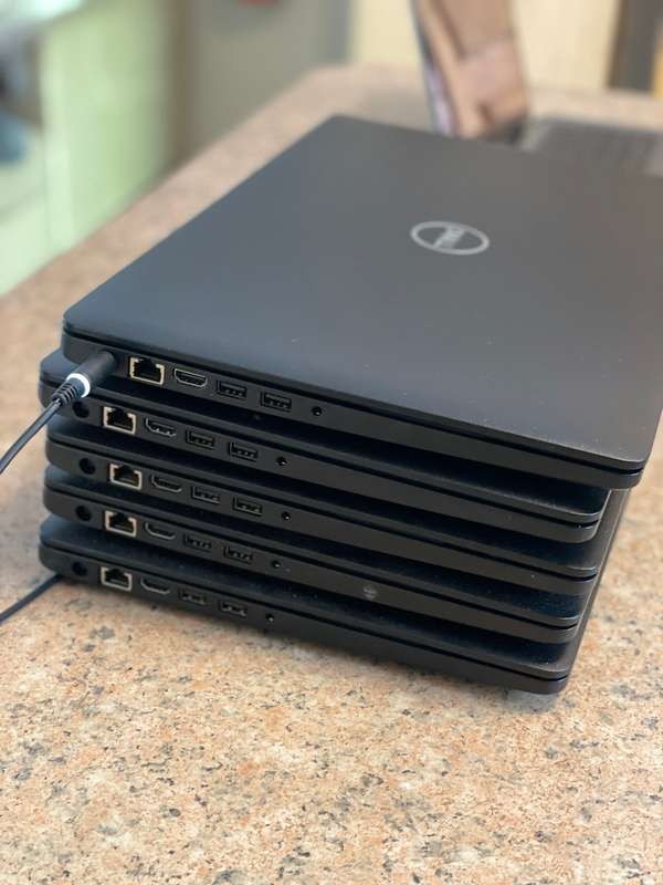 Dell Latitude 3580 15.6-inch DualCore i3-6600U 8GB RAM 256GB SSD Win 11 Pro Laptop Free 64GB Stick