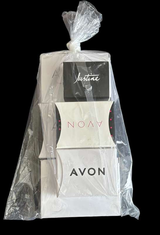 Avon Jewellery Lot of 6