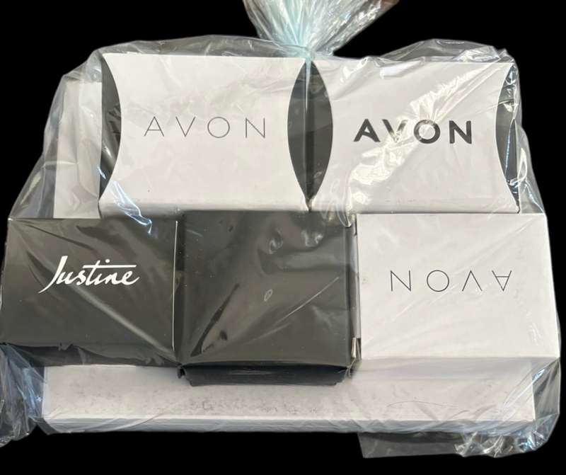 Avon Jewellery Lot of 6