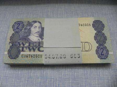 R2 NOTES 100 NOTES IN SEQUENCE UNCIRCULATED