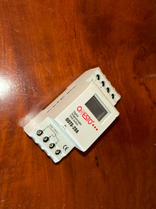 Onesto Digital Programmable time switch ODTS-20A New (Control your geyser on & off)