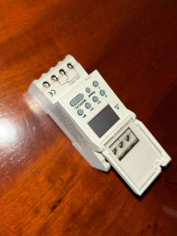 Onesto Digital Programmable time switch ODTS-20A New (Control your geyser on & off)
