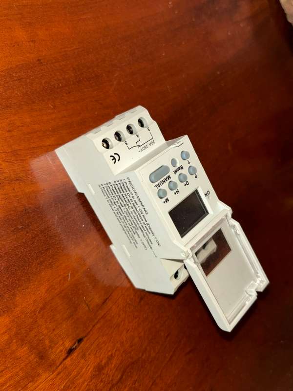 Onesto Digital Programmable time switch ODTS-20A New (Control your geyser on & off)