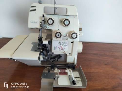 Bernina Bernette 335 Overlocker
