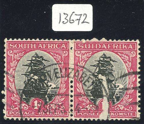 SOUTH AFRICA 1930 1d FU PAIR WITH ONE STAMP PARTIALLY PRINTED DUE TO INTRUSION DURING PRINTING.