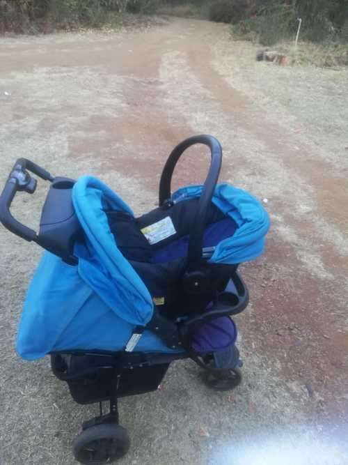Stroller,car seat and baby bags.Pick up only in Pretoria