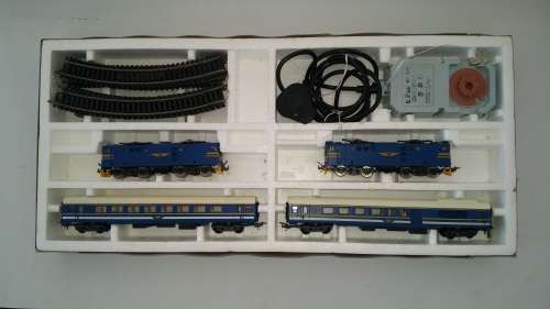 Lima SAR Blue Train set