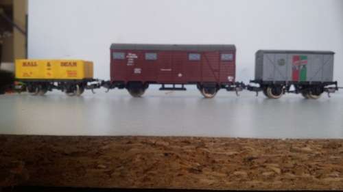 Lima Ho wagons