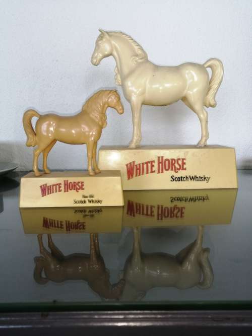 White Horse Scotch Whiskey - horse statue / figurine SET OF 2