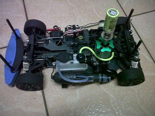 ***Fastest Nitro RC car*** Cen racing