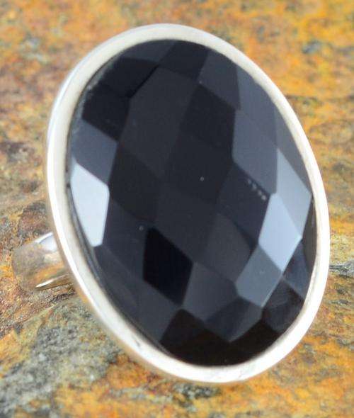 SALE Gorgeous Size 8,5 Solid Silver Black Onyx ring...