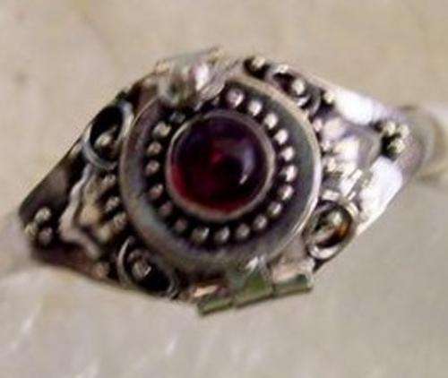 Gorgeous Silver Garnet Poison Locket ring...