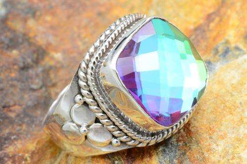 Gorgeous Solid Silver Colour Quartz Size 6,25 ring...