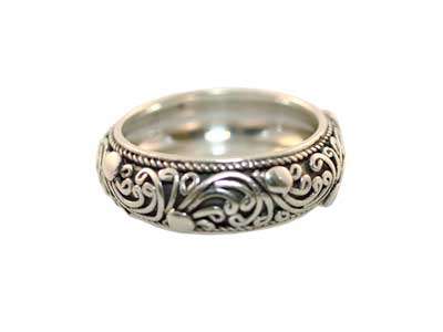 Gorgeous Solid Silver Balinese size 7 ring