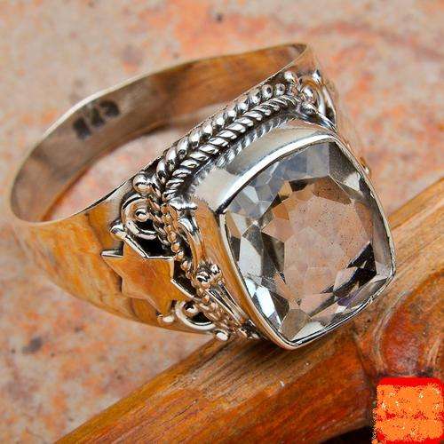 Gorgeous Size 8,5 Solid Silver White Quartz ring...
