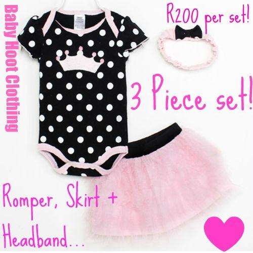 Adorable 3 piece Lil set. Siz' Princess Set  3-6 months