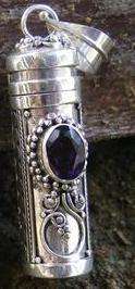 Exquisite Solid Silver & Black Onyx Prayer box pendant...