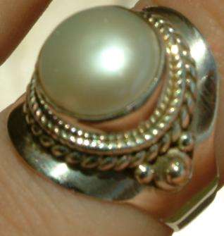 Gorgeous Solid Silver Pearl ring...