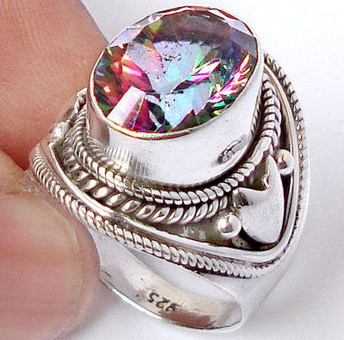Gorgeous Size 9 Solid Silver Mystic Topaz ring...