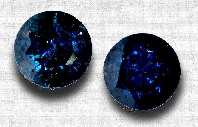 Blue Diamond pair, 0.8 CT, Round cut, VS1, Market: R25,000, Certified.