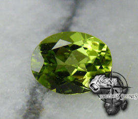 1.95ct AAA! NATURAL! GREEN PAKISTAN PERIDOT OVAL