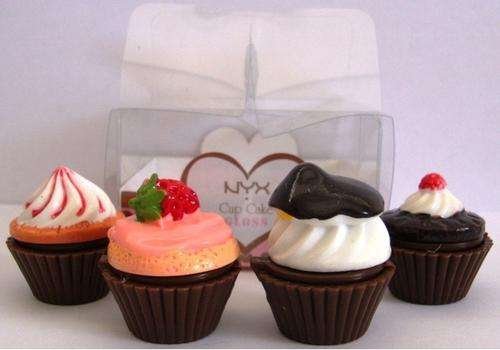 NYX CUPCAKE LIPGLOSS X 4