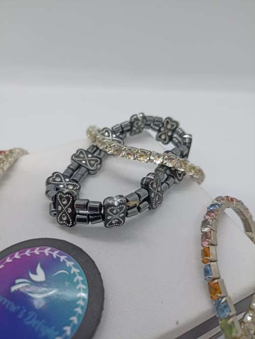 Bracelets : Lot of 6 : Elastic Costume Jewelry
