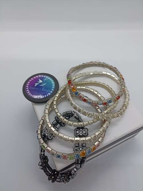 Bracelets : Lot of 6 : Elastic Costume Jewelry