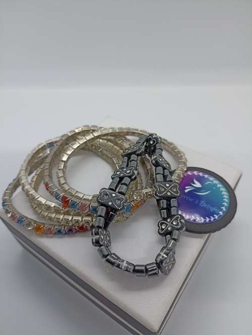 Bracelets : Lot of 6 : Elastic Costume Jewelry