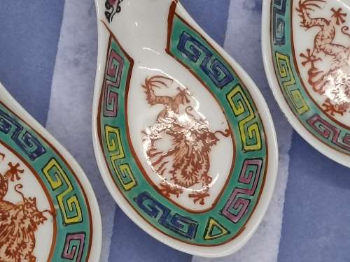 VINTAGE : Vintage Porcelain Soup Spoons (set of 6)