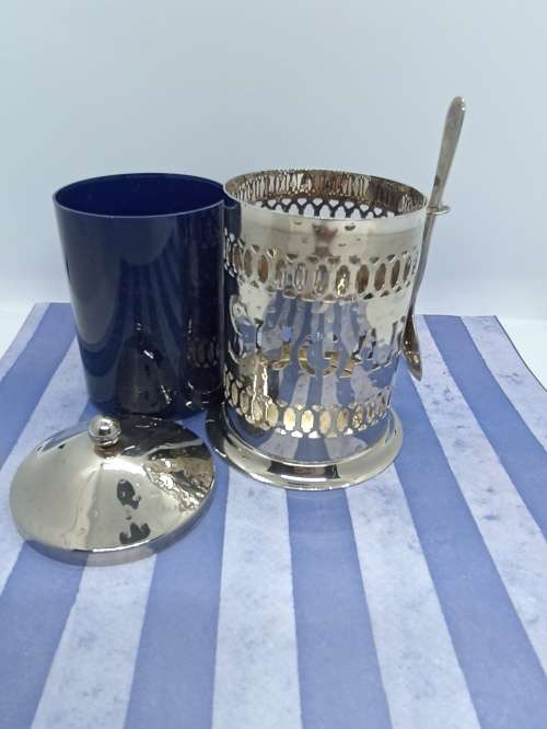 VINTAGE (NEVER USED) : Stunning silver-tone sugar storage canister with liner and spoon