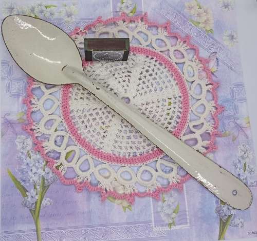 VINTAGE : Cream/White Enamel Spoon (Large)