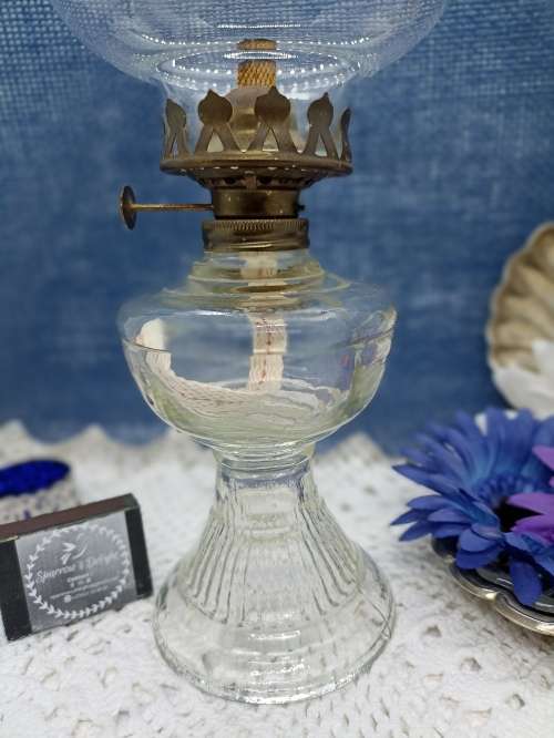 VINTAGE : Paraffin Oil Lamp nr 3