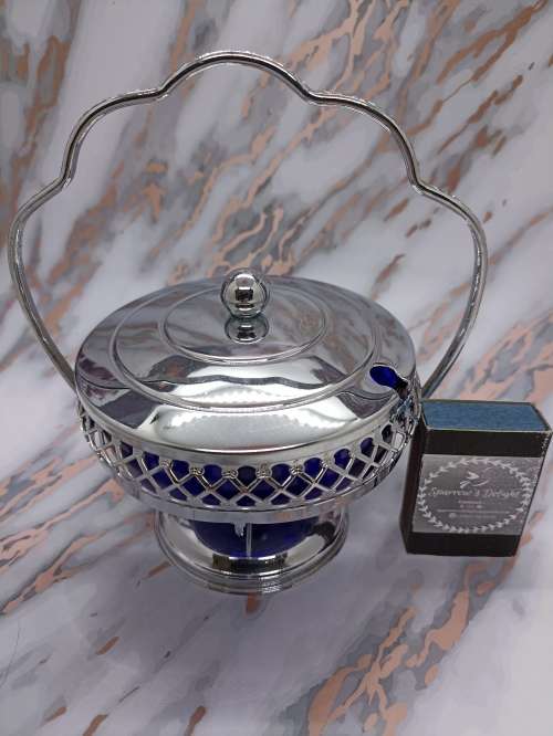 VINTAGE : Stunning silver-tone jam/sugar bowl (cobalt blue glass with silver tone stand)