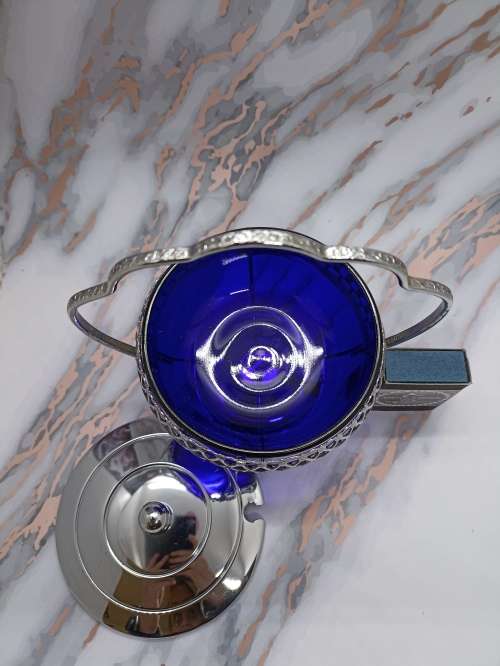 VINTAGE : Stunning silver-tone jam/sugar bowl (cobalt blue glass with silver tone stand)