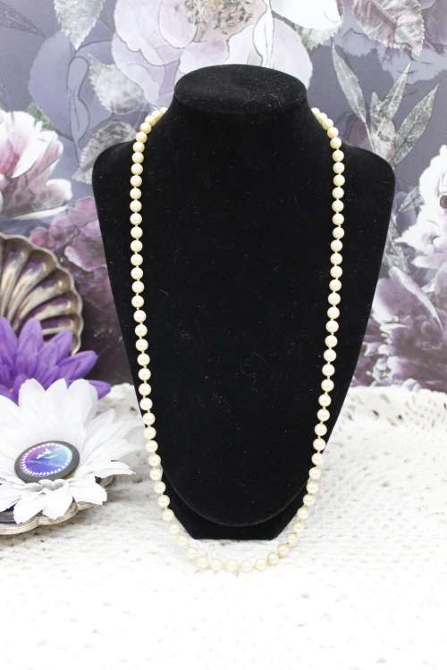 VINTAGE : Lot of 7 Jewellery pieces : Imitation Pearls etc.