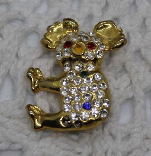 VINTAGE : Lot of 3 Jewellery pieces : Brooches