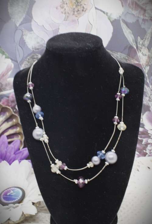 VINTAGE and NEW : Lot of 7 Jewellery pieces : Purple