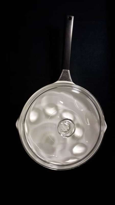 Corningware 10 inch pan with glass lid