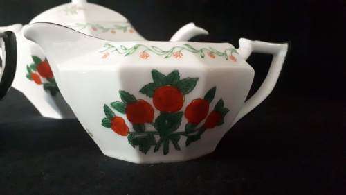 Five Roses Tea Set
