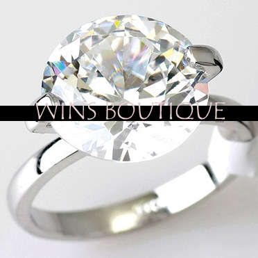 Stunning  Engagement Ring [FREE SHIPPING SPECIAL-NO RESERVE][WOW]