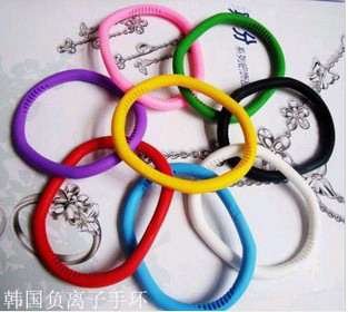 POWER  BALANCE SPORTS ION BRACELET ASSORTEDCOLORS TWIN PACK19cm