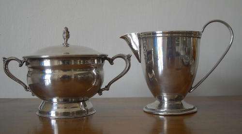 EMESS SUGAR BOWL AND MILK JUG