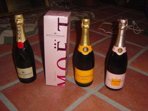 MY MOET & CHANDON AND VEUVE CLICQUOT CHAMPAGNE SELECTION