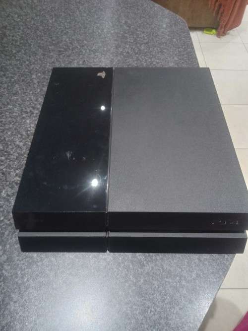 PS4 Console bundle