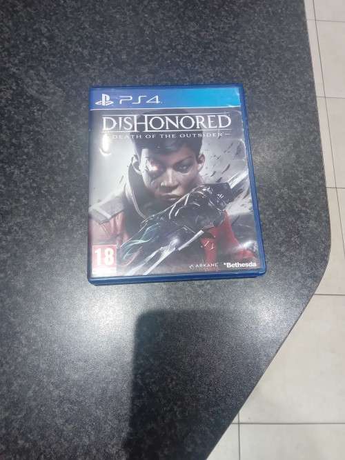 PS4 CONSOLE BUNDLE