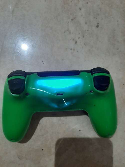 PS4 CONSOLE 500GB
