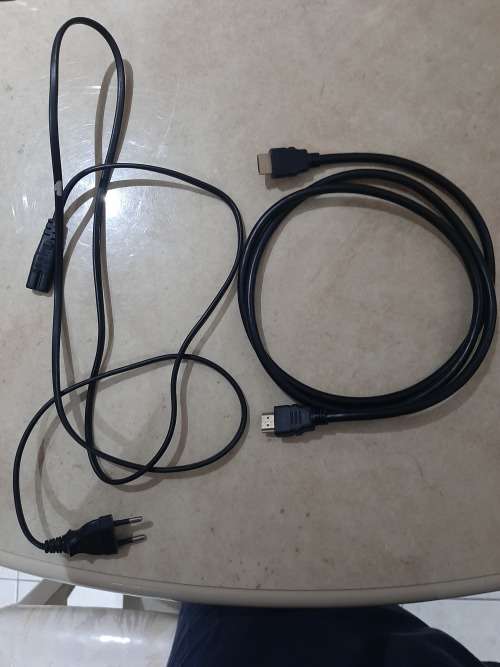 PS4 CONSOLE BUNDLE