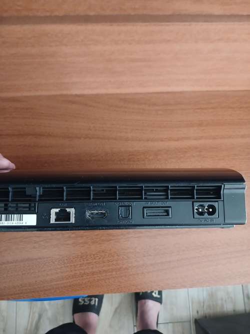 PS3 CONSOLE BUNDLE 320GIG